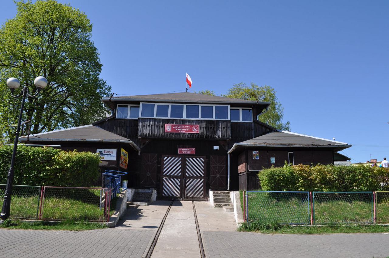 Dawny dom żeglarski oraz stanica wodna oleckiej sekcji żeglarskiej założonej w 1924 r.
